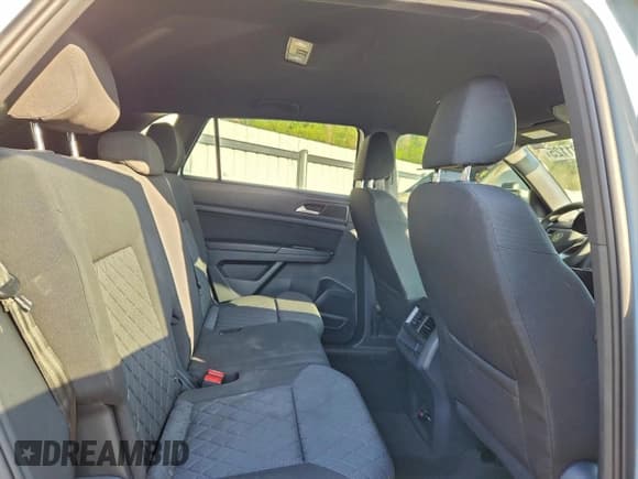 ✅ 2020 Volkswagen Atlas S • VIN: 1V2AC2CA6LC228632 • Lot: 94291125. Listed on Copart with 94,044 mi. Free auction sales archive from the USA and detailed vehicle history report at DreamBid. Image 10.