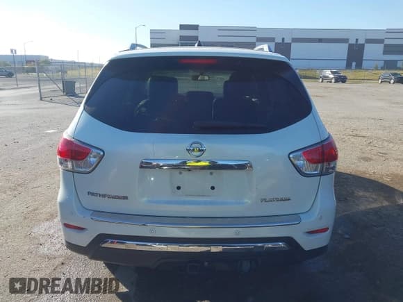 ✅ 2015 Nissan Pathfinder SV • VIN: 5N1AR2MN9FC707418 • Lot: 43697097. Listed on IAAI with 96,357 mi. Free auction sales archive from the USA and detailed vehicle history report at DreamBid. Image 16.