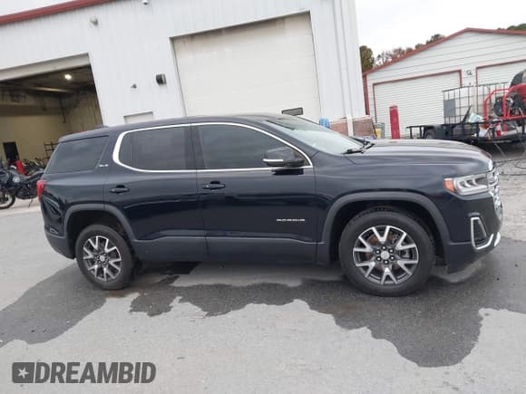 ✅ 2021 GMC Acadia SLE • VIN: 1GKKNKLA1MZ127582 • Lot: 43580588. Listed on IAAI with 81,066 mi. Free auction sales archive from the USA and detailed vehicle history report at DreamBid. Image 14.