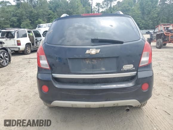 ✅ 2014 Chevrolet Captiva Sport LT • VIN: 3GNAL3EK5ES614816 • Lot: 57851635. Wystawiony na Copart z przebiegiem 86 525 mil. Bezpłatny archiwum sprzedaży aukcyjnych z USA i szczegółowy raport historii pojazdu na DreamBid. Zdjęcie 6.