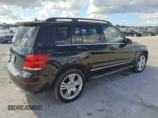 ✅ 2015 Mercedes-Benz GLK 350 • VIN: WDCGG8JB9FG389000 • Лот: 84227565. Опубликован ранее на Copart с пробегом 8 432 миль. Бесплатный доступ к архиву аукционных продаж из США и подробный отчёт об истории автомобиля на DreamBid. Изображение 3.