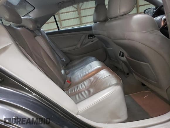 ✅ 2010 Toyota Camry • VIN: 4T1BB3EK3AU112814 • Lot: 90420475. Wystawiony na Copart z przebiegiem 232 900 mil. Bezpłatny archiwum sprzedaży aukcyjnych z USA i szczegółowy raport historii pojazdu na DreamBid. Zdjęcie 10.