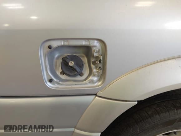 ✅ 2003 Suzuki XL7 Touring • VIN: JS3TX92V434101918 • Lot: 42750098. Wystawiony na IAAI z przebiegiem 261 451 mil. Bezpłatny archiwum sprzedaży aukcyjnych z USA i szczegółowy raport historii pojazdu na DreamBid. Zdjęcie 6.