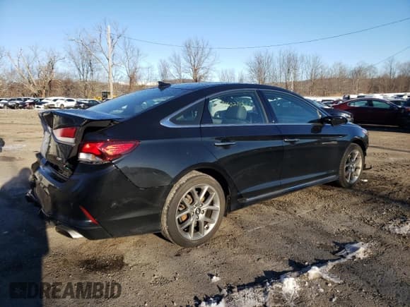 ✅ 2018 Hyundai Sonata Limited Plus • VIN: 5NPE34AB4JH721897 • Лот: 70402112. Опубликован ранее на Copart с пробегом 44 969 миль. Бесплатный доступ к архиву аукционных продаж из США и подробный отчёт об истории автомобиля на DreamBid. Изображение 3.