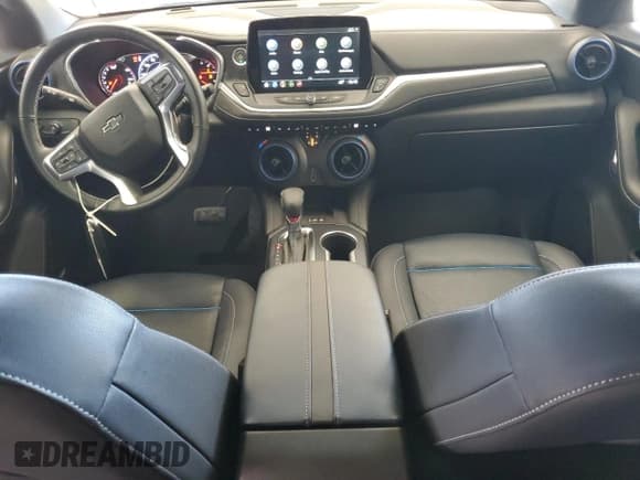 ✅ 2023 Chevrolet Blazer RS • VIN: 3GNKBKRS6PS205139 • Lot: 89438735. Wystawiony na Copart z przebiegiem 41 237 mil. Bezpłatny archiwum sprzedaży aukcyjnych z USA i szczegółowy raport historii pojazdu na DreamBid. Zdjęcie 8.