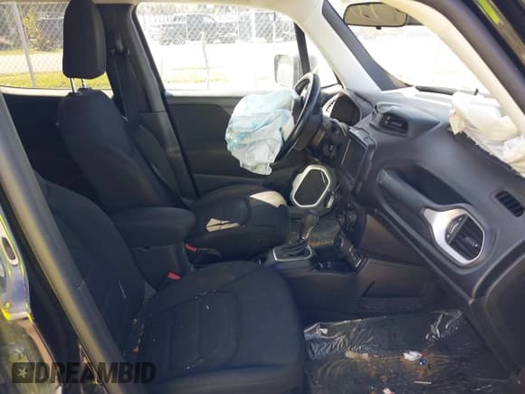 ✅ 2020 Jeep Renegade Altitude • VIN: ZACNJBBB5LPL84012 • Лот: 43374916. Опубликован ранее на IAAI с пробегом 99 027 миль. Бесплатный доступ к архиву аукционных продаж из США и подробный отчёт об истории автомобиля на DreamBid. Изображение 5.