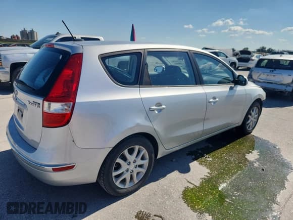 ✅ 2009 Hyundai Elantra Touring • VIN: KMHDC86E69U033158 • Lot: 82383955. Wystawiony na Copart z przebiegiem 97 775 mil. Bezpłatny archiwum sprzedaży aukcyjnych z USA i szczegółowy raport historii pojazdu na DreamBid. Zdjęcie 3.