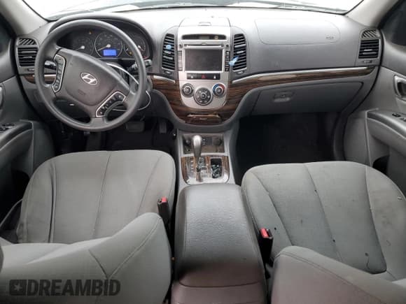 ✅ 2010 Hyundai Santa Fe GLS • VIN: 5NMSG3ABXAH391679 • Lot: 82174384. Listed on Copart with 219,232 mi. Free auction sales archive from the USA and detailed vehicle history report at DreamBid. Image 8.
