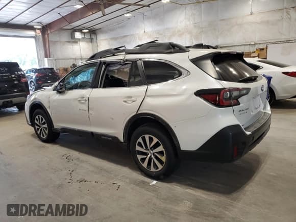 ✅ 2021 Subaru Outback Premium • VIN: 4S4BTADC1M3130640 • Lot: 81371855. Listed on Copart with 47,782 mi. Free auction sales archive from the USA and detailed vehicle history report at DreamBid. Image 2.