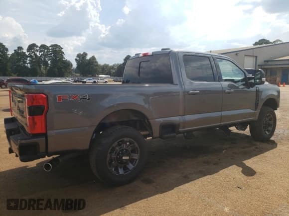 ✅ 2024 Ford F-250 XL • VIN: 1FT8W2BA0RED85756 • Лот: 68495774. Опубликован ранее на Copart с пробегом 812 миль. Бесплатный доступ к архиву аукционных продаж из США и подробный отчёт об истории автомобиля на DreamBid. Изображение 3.