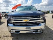✅ 2019 Chevrolet Silverado 1500 LTZ • VIN: 1GCPWEED3KZ394937 • Lot: 73764794. Wystawiony na Copart z przebiegiem 77 355 mil. Bezpłatny archiwum sprzedaży aukcyjnych z USA i szczegółowy raport historii pojazdu na DreamBid. Zdjęcie 5.