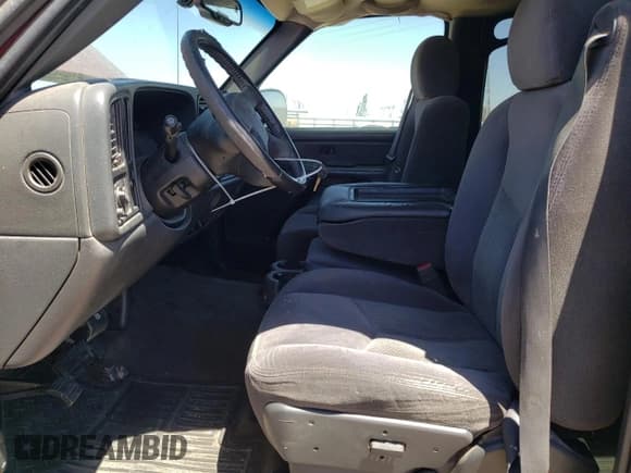 ✅ 2006 Chevrolet Silverado 1500 LT3 • VIN: 2GCEC13Z561301289 • Лот: 55740774. Опубликован ранее на Copart с пробегом 319 534 миль. Бесплатный доступ к архиву аукционных продаж из США и подробный отчёт об истории автомобиля на DreamBid. Изображение 7.