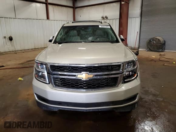 ✅ 2015 Chevrolet Suburban LT • VIN: 1GNSKJKC1FR289952 • Лот: 86842865. Опубликован ранее на Copart с пробегом 224 346 миль. Бесплатный доступ к архиву аукционных продаж из США и подробный отчёт об истории автомобиля на DreamBid. Изображение 5.