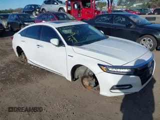 ✅ 2019 Honda Accord Touring • VIN: 1HGCV3F99KA010448 • Lot: 43819529. Wystawiony na IAAI z przebiegiem 192 192 mil. Bezpłatny archiwum sprzedaży aukcyjnych z USA i szczegółowy raport historii pojazdu na DreamBid. Zdjęcie 1.