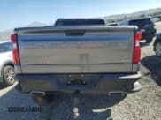 ✅ 2019 Chevrolet Silverado 1500 Custom Trail Boss • VIN: 1GCRYCEFXKZ355285 • Lot: 82586365. Wystawiony na Copart z przebiegiem 77 431 mil. Bezpłatny archiwum sprzedaży aukcyjnych z USA i szczegółowy raport historii pojazdu na DreamBid. Zdjęcie 6.