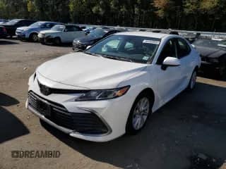 2022 Toyota Camry LE with VIN 4T1C11BK8NU068511, listed as a Copart auction lot 85269955 with 23,035 mi miles and Salvage title. Bid and sale history available at DreamBid. Image 1.