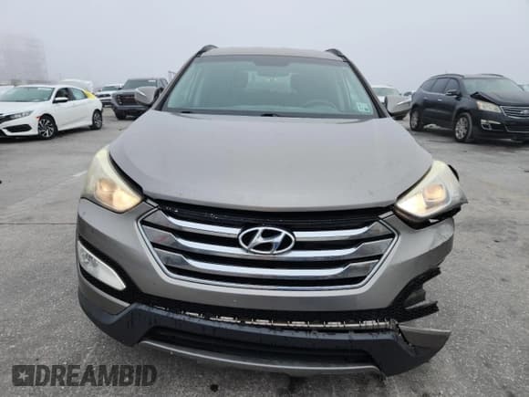 ✅ 2014 Hyundai Santa Fe • VIN: 5XYZU3LA9EG227528 • Lot: 92862125. Wystawiony na Copart z przebiegiem 90 969 mil. Bezpłatny archiwum sprzedaży aukcyjnych z USA i szczegółowy raport historii pojazdu na DreamBid. Zdjęcie 5.