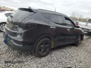 2017 Hyundai Santa Fe 2.4L z VIN 5NMZU3LB4HH034464, wystawiony jako Copart lot #49915465 z przebiegiem Nie podano mil oraz Szkoda całkowita • Salvage title. Historia ofert i sprzedaży dostępna na DreamBid. Obrazek 3.