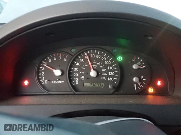 ✅ 2003 Kia Sorento LX • VIN: KNDJD733335062362 • Лот: 83222634. Опубликован ранее на Copart с пробегом 230 731 миль. Бесплатный доступ к архиву аукционных продаж из США и подробный отчёт об истории автомобиля на DreamBid. Изображение 9.