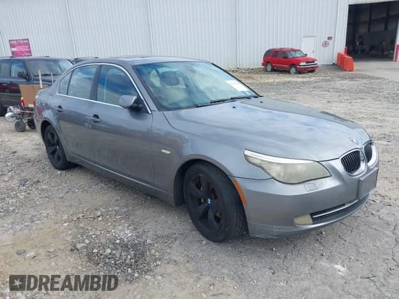 ✅ 2008 BMW 5 Series 528i • VIN: WBANU53548C116176 • Lot: 43339188. Wystawiony na IAAI z przebiegiem 154 176 mil. Bezpłatny archiwum sprzedaży aukcyjnych z USA i szczegółowy raport historii pojazdu na DreamBid. Zdjęcie 1.