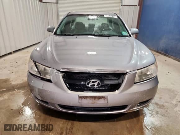 2008 Hyundai Sonata GLS z VIN 5NPET46F68H331695, wystawiony jako Copart lot #68342195 z przebiegiem 197 395 mil mil oraz Czysty tytuł • Clean title. Historia ofert i sprzedaży dostępna na DreamBid. Obrazek 5.
