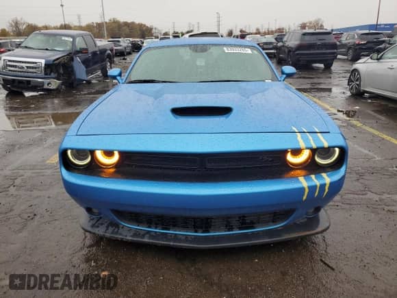 2019 Dodge Challenger R/T z VIN 2C3CDZBT7KH639380, wystawiony jako Copart lot #83933265 z przebiegiem 94 054 mil mil oraz Czysty tytuł • Clean title. Historia ofert i sprzedaży dostępna na DreamBid. Obrazek 5.