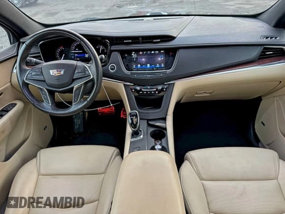 ✅ 2019 Cadillac XT5 Premium Luxury AWD • VIN: 1GYKNFRS2KZ251595 • Lot: 97038665. Wystawiony na Copart z przebiegiem 23 925 mil. Bezpłatny archiwum sprzedaży aukcyjnych z USA i szczegółowy raport historii pojazdu na DreamBid. Zdjęcie 9.