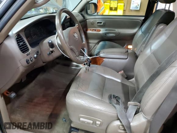 ✅ 2003 Toyota Tundra Limited • VIN: 5TBBT48133S430846 • Lot: 85153265. Listed on Copart with 218,672 mi. Free auction sales archive from the USA and detailed vehicle history report at DreamBid. Image 7.