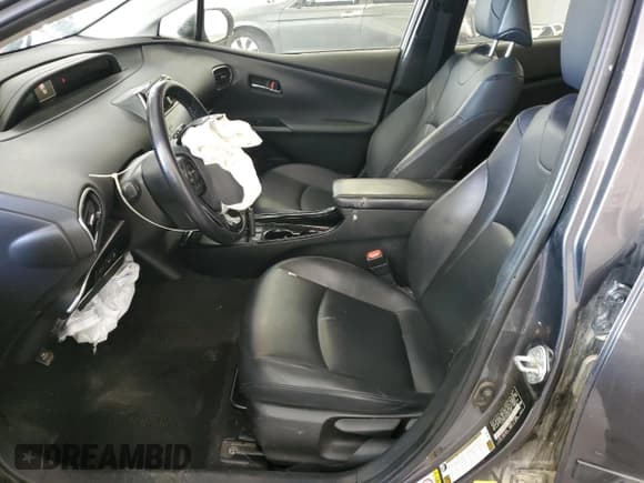 ✅ 2021 Toyota Prius LE • VIN: JTDL9MFU2M3023742 • Lot: 82576745. Listed on Copart with 121,819 mi. Free auction sales archive from the USA and detailed vehicle history report at DreamBid. Image 7.