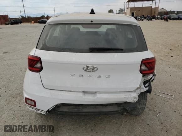 ✅ 2020 Hyundai Venue SE • VIN: KMHRB8A32LU027217 • Lot: 62947424. Listed on Copart with 29,436 mi. Free auction sales archive from the USA and detailed vehicle history report at DreamBid. Image 6.