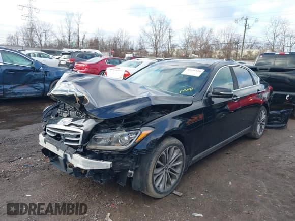 ✅ 2015 Hyundai Genesis 3.8L • VIN: KMHGN4JE1FU017971 • Lot: 40954119. Wystawiony na IAAI z przebiegiem 85 349 mil. Bezpłatny archiwum sprzedaży aukcyjnych z USA i szczegółowy raport historii pojazdu na DreamBid. Zdjęcie 17.