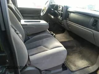 ✅ 2003 Chevrolet Tahoe Special Service • VIN: 1GNEK13V33J215889 • Лот: 41219639. Опубликован ранее на IAAI с пробегом 157 570 миль. Бесплатный доступ к архиву аукционных продаж из США и подробный отчёт об истории автомобиля на DreamBid. Изображение 5.