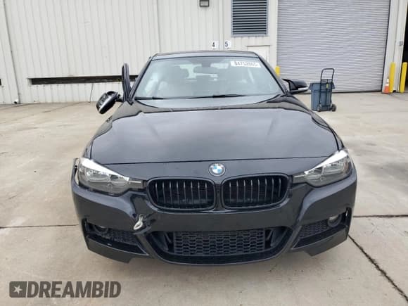 ✅ 2016 BMW 3 Series 328i • VIN: WBA8E9G52GNT46488 • Lot: 84752865. Wystawiony na Copart z przebiegiem 104 045 mil. Bezpłatny archiwum sprzedaży aukcyjnych z USA i szczegółowy raport historii pojazdu na DreamBid. Zdjęcie 5.