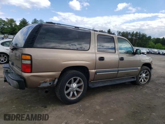 ✅ 2003 Chevrolet Suburban Z71 • VIN: 1GNFK16T23J106063 • Лот: 58221115. Опубликован ранее на Copart с пробегом 221 496 миль. Бесплатный доступ к архиву аукционных продаж из США и подробный отчёт об истории автомобиля на DreamBid. Изображение 3.