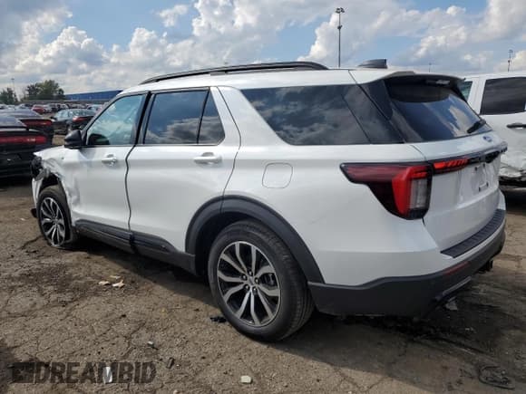 ✅ 2025 Ford Explorer ST-Line • VIN: 1FMUK8KH2SGC85254 • Lot: 84234295. Wystawiony na Copart z przebiegiem 525 mil. Bezpłatny archiwum sprzedaży aukcyjnych z USA i szczegółowy raport historii pojazdu na DreamBid. Zdjęcie 2.