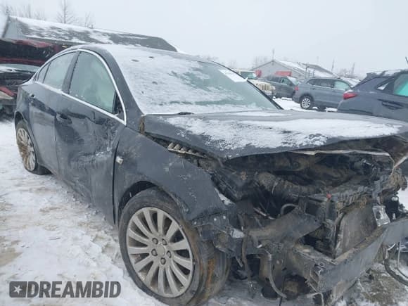 ✅ 2011 Buick Regal CXL RL2 • VIN: 2G4GP5EC5B9185208 • Lot: 41264795. Listed on IAAI with 200,647 mi. Free auction sales archive from the USA and detailed vehicle history report at DreamBid. Image 6.