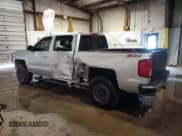 ✅ 2018 Chevrolet Silverado 1500 LTZ • VIN: 3GCUKSECXJG317355 • Лот: 67943364. Опубликован ранее на Copart с пробегом 145 437 миль. Бесплатный доступ к архиву аукционных продаж из США и подробный отчёт об истории автомобиля на DreamBid. Изображение 2.
