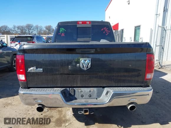 ✅ 2010 Dodge 1500 SLT • VIN: 1D7RB1GT5AS209737 • Lot: 41413982. Wystawiony na IAAI z przebiegiem 185 043 mil. Bezpłatny archiwum sprzedaży aukcyjnych z USA i szczegółowy raport historii pojazdu na DreamBid. Zdjęcie 17.