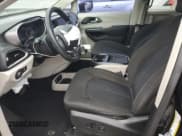 ✅ 2020 Chrysler Pacifica Touring • VIN: 2C4RC1FG4LR158893 • Lot: 81643275. Listed on Copart with 83,334 mi. Free auction sales archive from the USA and detailed vehicle history report at DreamBid. Image 7.