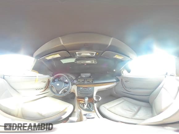 ✅ 2008 BMW 1 Series 128i • VIN: WBAUN13518VH79634 • Lot: 43091755. Wystawiony na Copart z przebiegiem 100 180 mil. Bezpłatny archiwum sprzedaży aukcyjnych z USA i szczegółowy raport historii pojazdu na DreamBid. Zdjęcie 12.