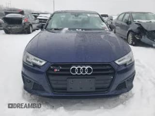 ✅ 2019 Audi S4 Premium Plus • VIN: WAUB4AF42KA116727 • Lot: 38506674. Wystawiony na Copart z przebiegiem 76 411 mil. Bezpłatny archiwum sprzedaży aukcyjnych z USA i szczegółowy raport historii pojazdu na DreamBid. Zdjęcie 5.