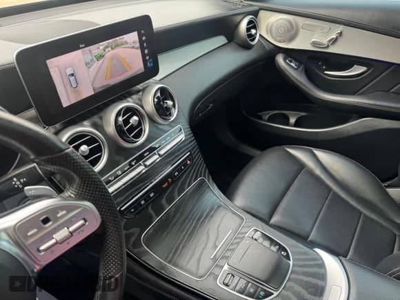 ✅ 2020 Mercedes-Benz GLC 300 • VIN: W1N0G8DB9LF770066 • Lot: 68200235. Wystawiony na Copart z przebiegiem 109 180 mil. Bezpłatny archiwum sprzedaży aukcyjnych z USA i szczegółowy raport historii pojazdu na DreamBid. Zdjęcie 11.