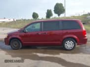 ✅ 2019 Dodge Grand Caravan SE • VIN: 2C4RDGBG3KR740438 • Lot: 43180789. Wystawiony na IAAI z przebiegiem 242 546 mil. Bezpłatny archiwum sprzedaży aukcyjnych z USA i szczegółowy raport historii pojazdu na DreamBid. Zdjęcie 15.