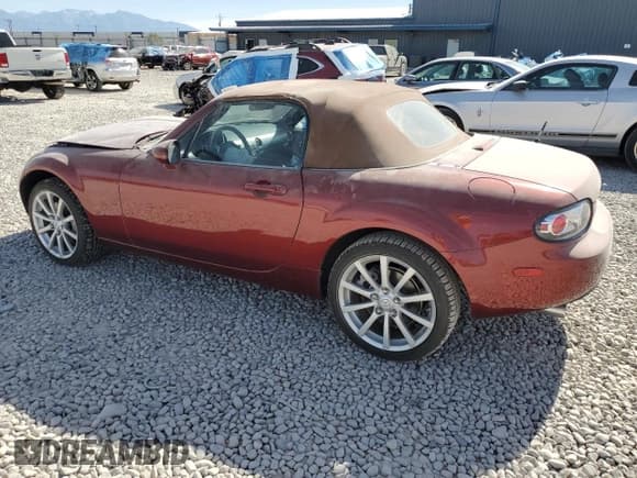 ✅ 2008 Mazda MX-5 Miata Grand Touring • VIN: JM1NC25F180141015 • Lot: 75513084. Listed on Copart with 39,387 mi. Free auction sales archive from the USA and detailed vehicle history report at DreamBid. Image 2.