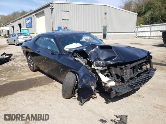 ✅ 2018 Dodge Challenger GT • VIN: 2C3CDZGGXJH341545 • Лот: 49237253. Опубликован ранее на Copart с пробегом 68 011 миль. Бесплатный доступ к архиву аукционных продаж из США и подробный отчёт об истории автомобиля на DreamBid. Изображение 4.
