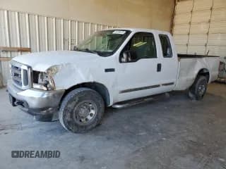 ✅ 2003 Ford F-250 XL • VIN: 1FTNX20L93EB26307 • Lot: 48180475. Wystawiony na Copart z przebiegiem Nie podano. Bezpłatny archiwum sprzedaży aukcyjnych z USA i szczegółowy raport historii pojazdu na DreamBid. Zdjęcie 1.