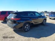 ✅ 2023 Toyota Highlander L • VIN: 5TDKDRAH5PS034657 • Lot: 43665035. Listed on IAAI with 26,943 mi. Free auction sales archive from the USA and detailed vehicle history report at DreamBid. Image 4.