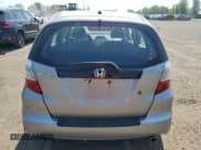 ✅ 2010 Honda Fit • VIN: JHMGE8H33AC805499 • Lot: 63746965. Wystawiony na Copart z przebiegiem 144 147 mil. Bezpłatny archiwum sprzedaży aukcyjnych z USA i szczegółowy raport historii pojazdu na DreamBid. Zdjęcie 6.