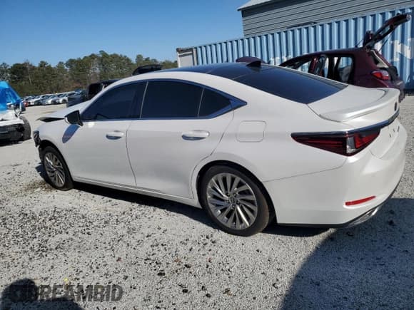 ✅ 2022 Lexus ES 350 Ultra Luxury • VIN: 58AFZ1B17NU121978 • Lot: 87609365. Listed on Copart with Not provided. Free auction sales archive from the USA and detailed vehicle history report at DreamBid. Image 2.