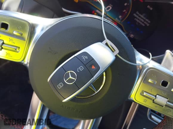 ✅ 2020 Mercedes-Benz C 43 AMG • VIN: W1KWF6EB3LR597270 • Lot: 41902543. Wystawiony na IAAI z przebiegiem 37 372 mil. Bezpłatny archiwum sprzedaży aukcyjnych z USA i szczegółowy raport historii pojazdu na DreamBid. Zdjęcie 11.